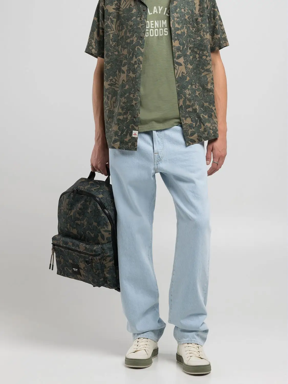 M9Z1_000_800-808_011_4.webp