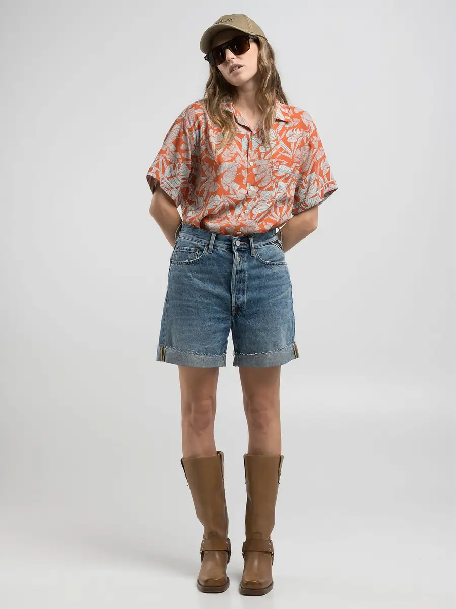 WY9Z1_000_800-883_009_6_2.webp
